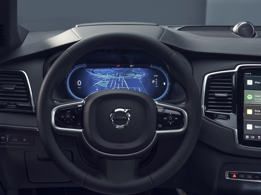 Панель приборов Volvo XC90 T8 Recharge AWD Inscription 2021 года  (WW) (фото 4 из 11)